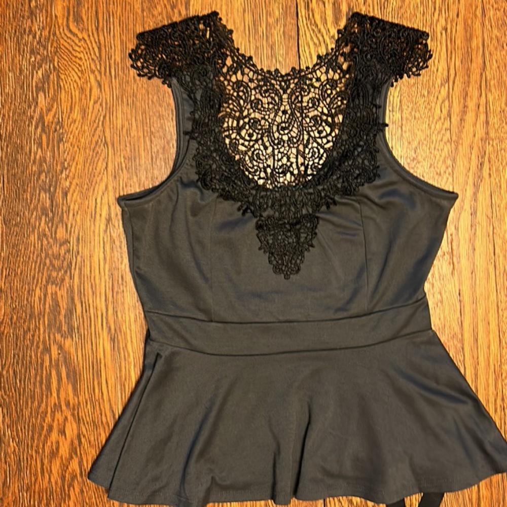 Julie’s Closet top